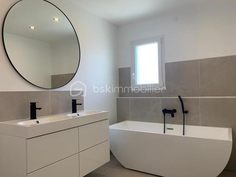 Maison - 127 m² - 5 pièces