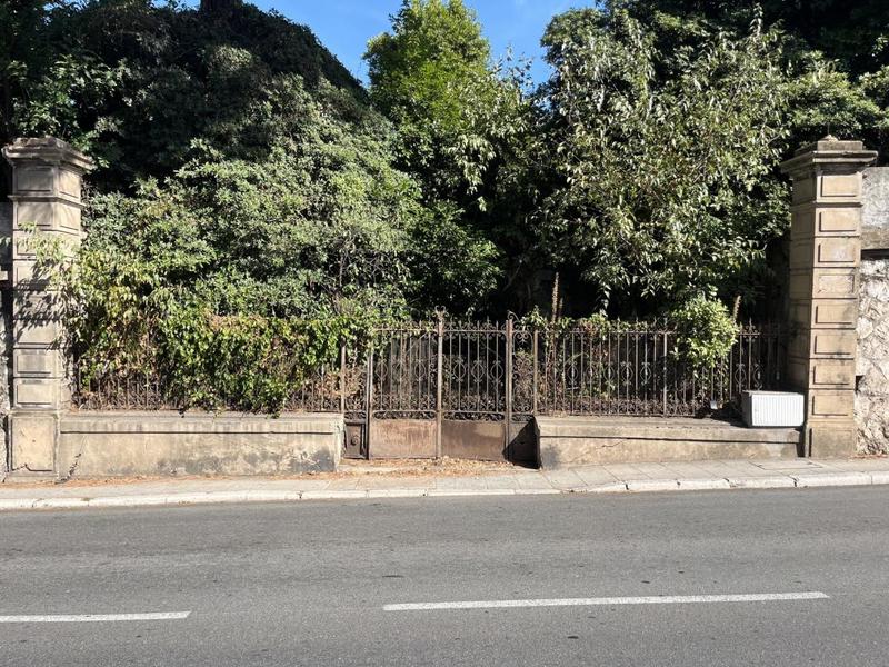 Villa - 245 m² - 7 pièces