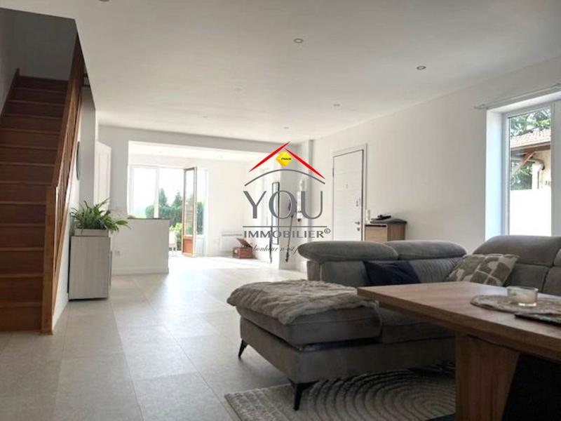 Maison - 96 m² - 5 pièces