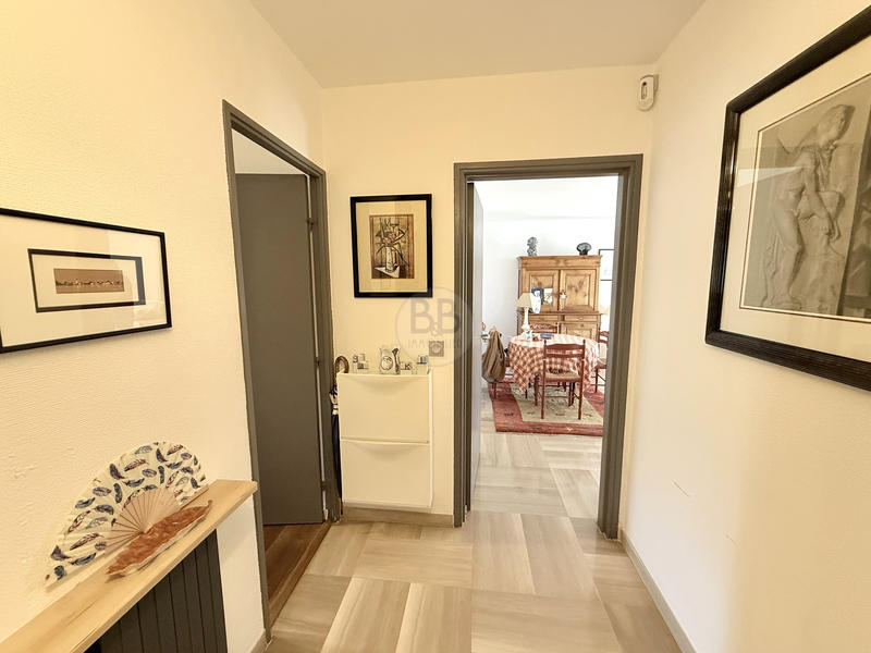 Appartement - 87 m² - 3 pièces