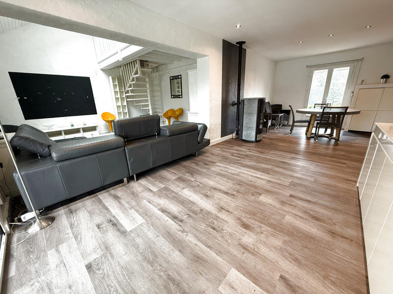 Maison - 177 m² - 6 pièces