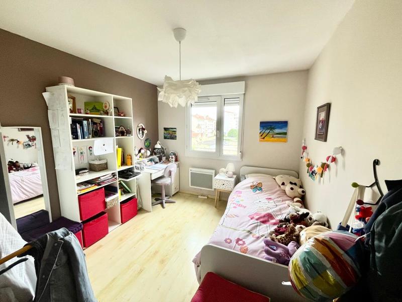 Appartement - 86 m² - 4 pièces