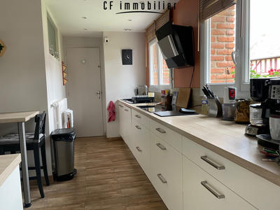 Maison - 215 m² - 8 pièces