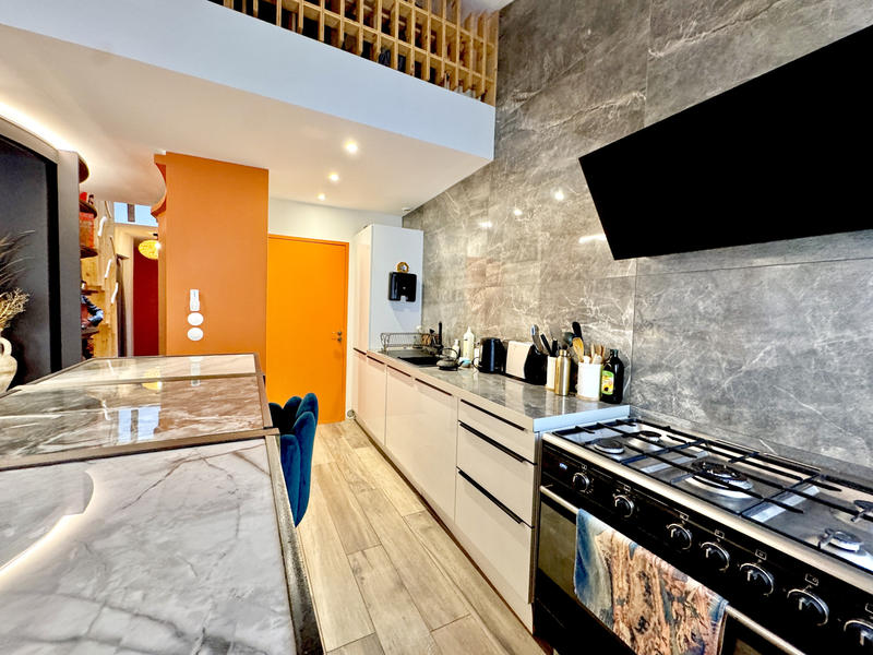 Appartement - 83 m² - 3 pièces