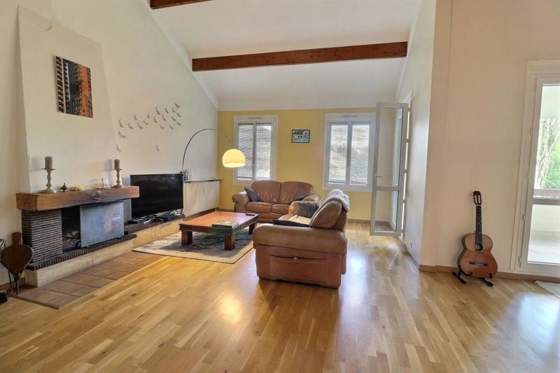 Duplex - 207 m² - 7 pièces