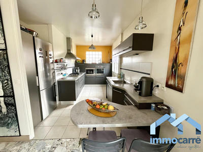 Maison - 150 m² - 6 pièces