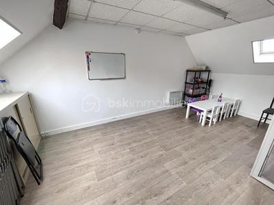 Immeuble - 187 m² - 7 pièces