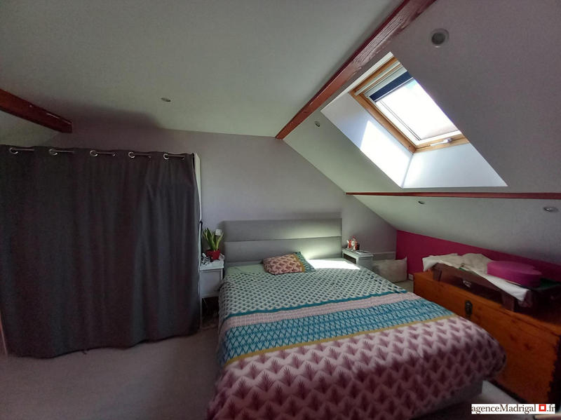 Maison traditionnelle - 135 m² - 5 pièces