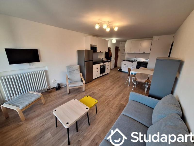 Chambre - 9 m² - 1 pièce