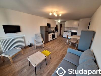 Chambre - 9 m² - 1 pièce