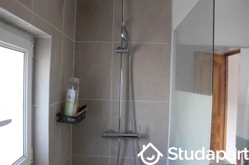 Chambre - 18 m² - 1 pièce