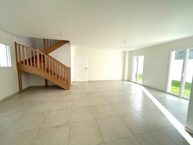 Maison - 110 m² - 4 pièces