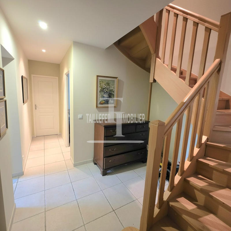 Maison - 163 m² - 7 pièces