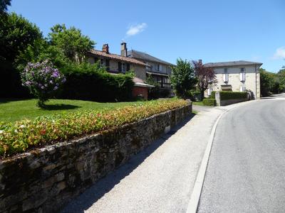 Corps de ferme - 274 m² - 10 pièces