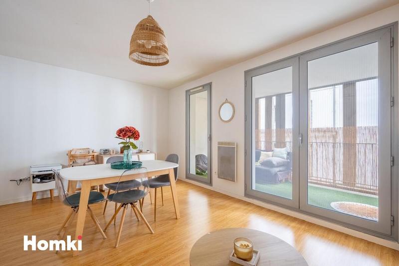 Appartement - 75 m² - 3 pièces