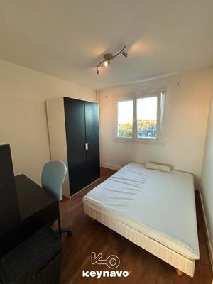 Chambre - 65 m² - 4 pièces