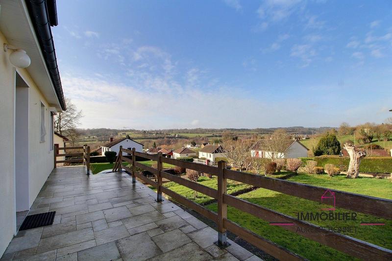 Maison - 105 m² - 6 pièces