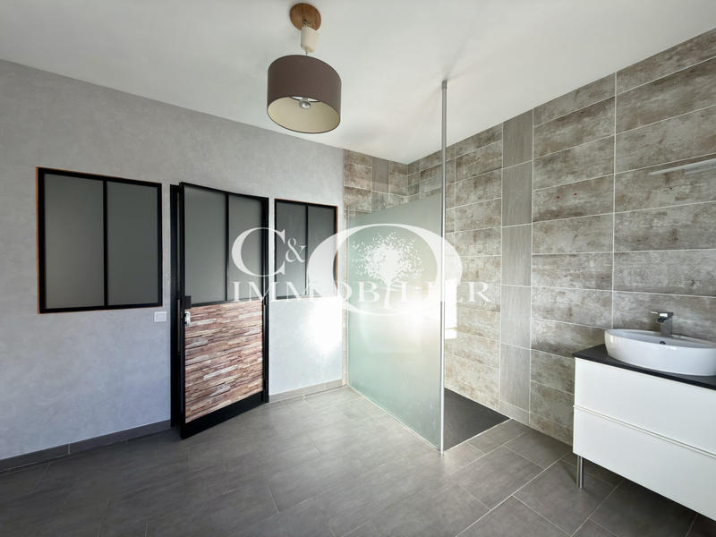 Maison - 153 m² - 6 pièces