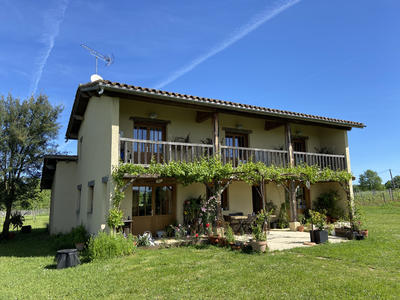 Maison - 141 m² - 7 pièces
