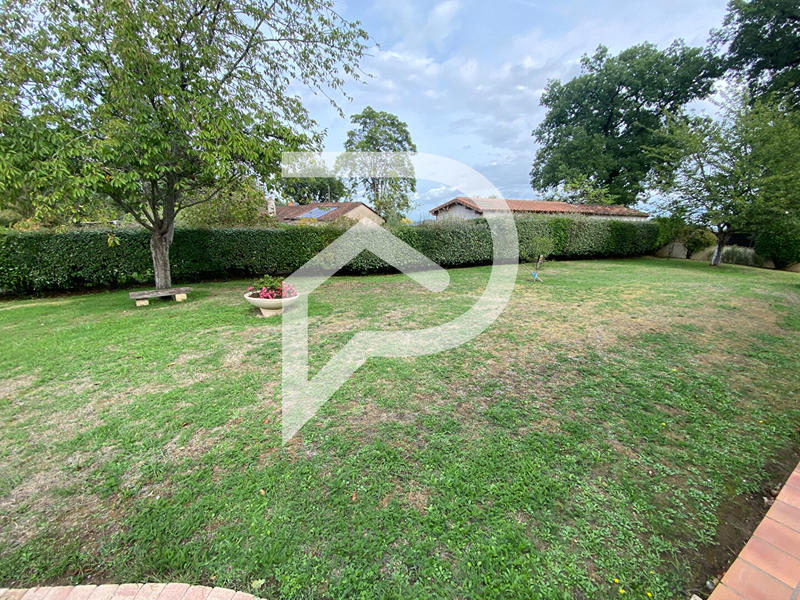 Maison - 138 m² - 8 pièces