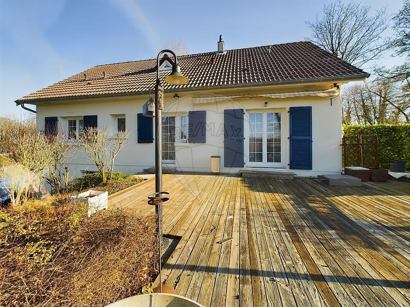 Maison - 150 m² - 8 pièces