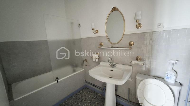 Immeuble - 205 m² - 8 pièces