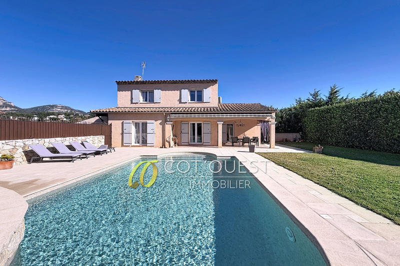 Maison - 112 m² - 4 pièces