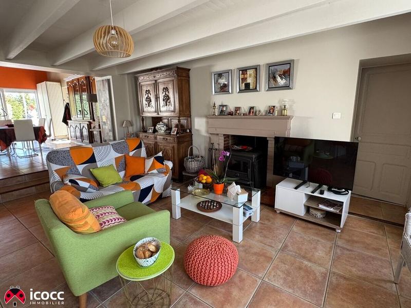 Maison en pierre - 155 m² - 6 pièces