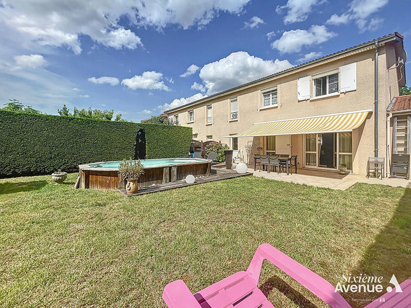 Maison - 111 m² - 6 pièces