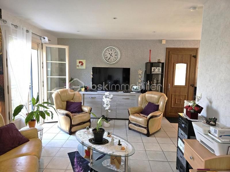 Maison traditionnelle - 162 m² - 7 pièces