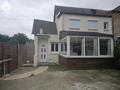 Propriété - 213 m² - 10 pièces