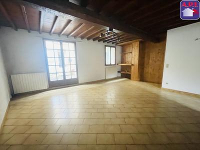 Maison - 99 m² - 5 pièces