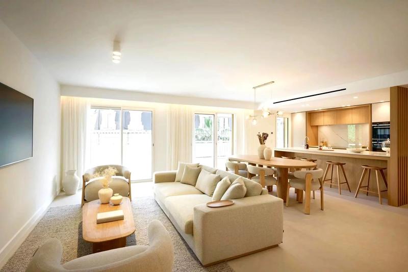 Appartement - 110 m² - 4 pièces