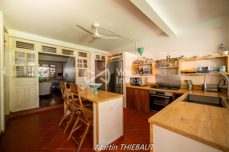 Maison - 200 m² - 6 pièces