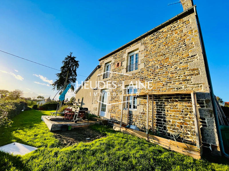 Maison - 103 m² - 5 pièces