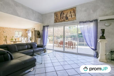 Maison - 146 m² - 5 pièces