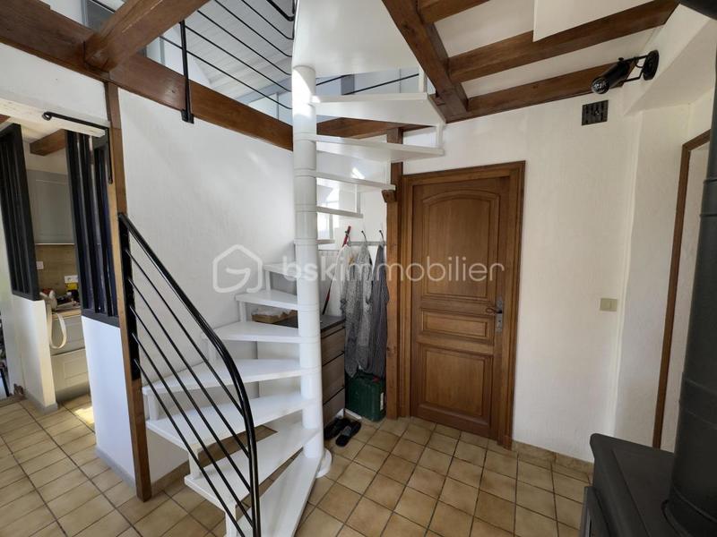 Propriété - 125 m² - 6 pièces