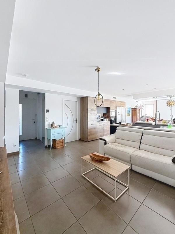 Maison - 135 m² - 5 pièces