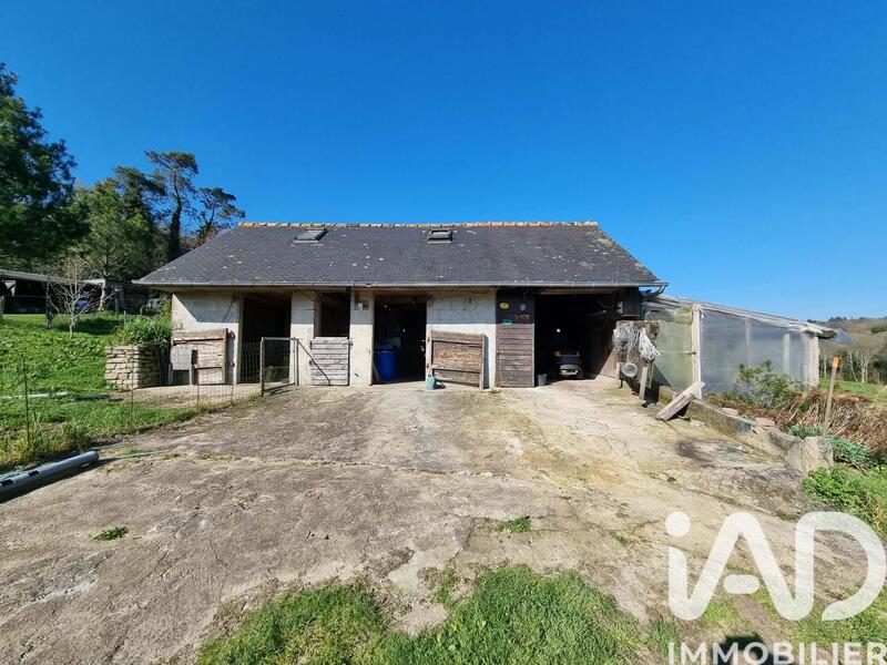 Maison - 128 m² - 7 pièces