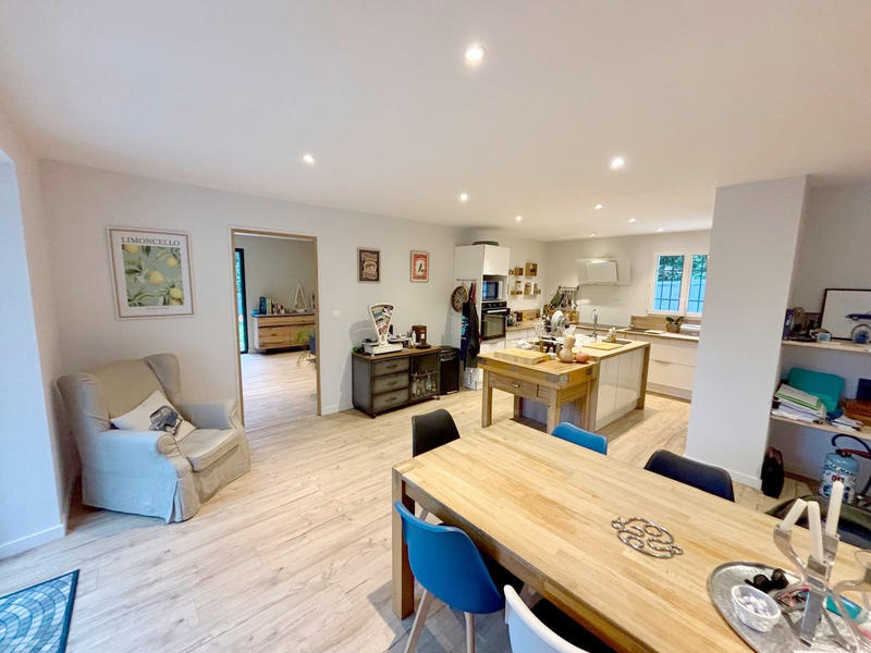 Villa - 140 m² - 4 pièces