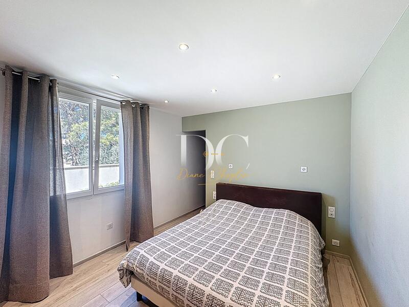 Maison ancienne - 180 m² - 7 pièces