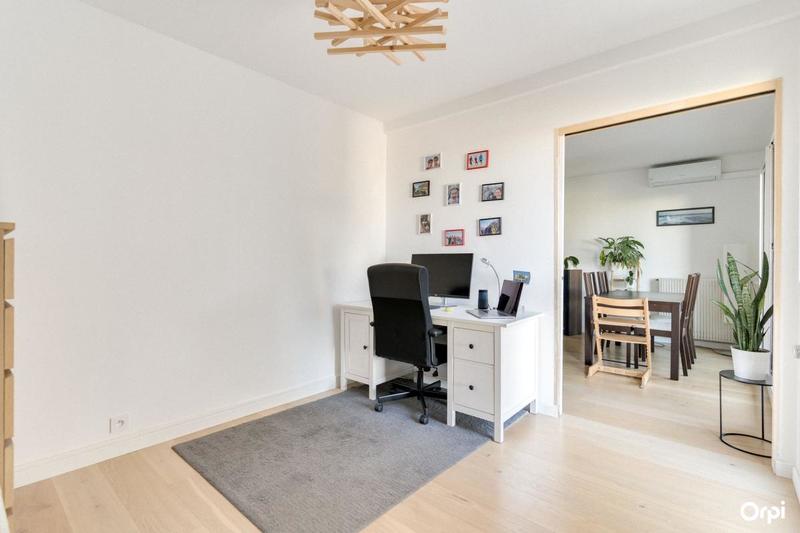 Appartement - 84 m² - 5 pièces