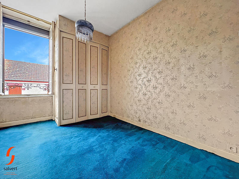 Maison - 95 m² - 5 pièces