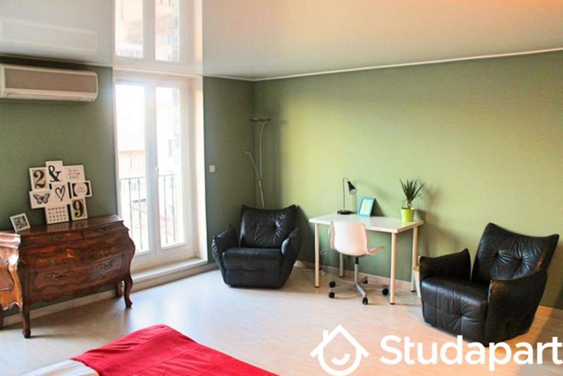 Chambre - 25 m² - 1 pièce