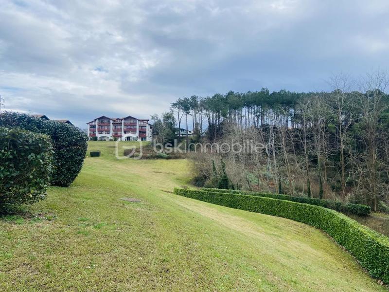 Appartement - 60 m² - 2 pièces