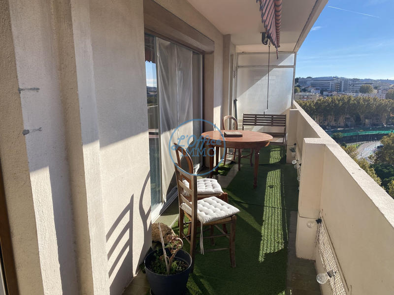 Appartement - 93 m² - 4 pièces