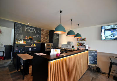 Fonds de commerce - Magasins - 100 m²