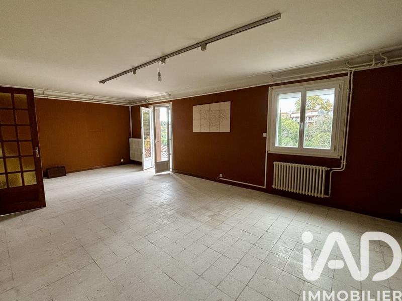 Maison - 205 m² - 8 pièces