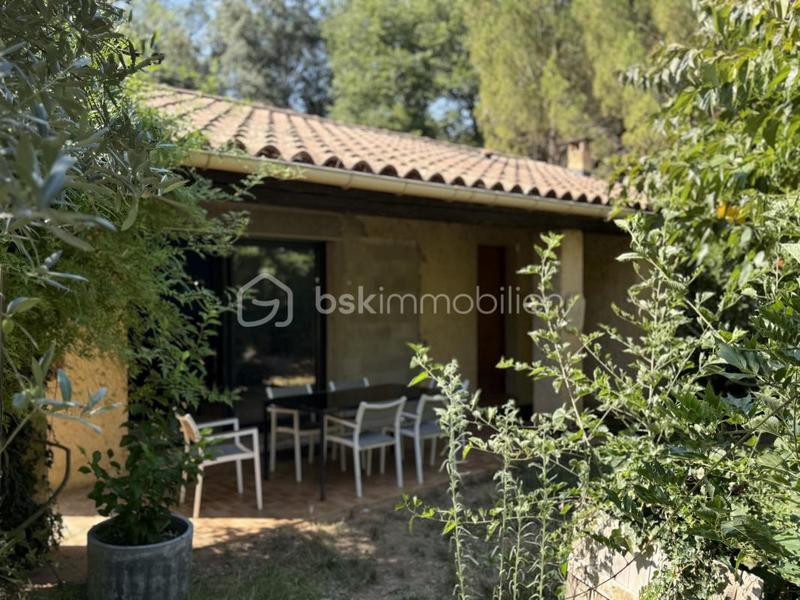 Maison traditionnelle - 93 m² - 3 pièces