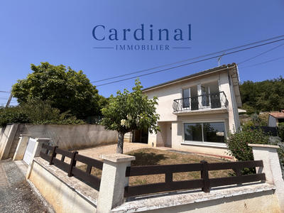 Maison - 90 m² - 5 pièces